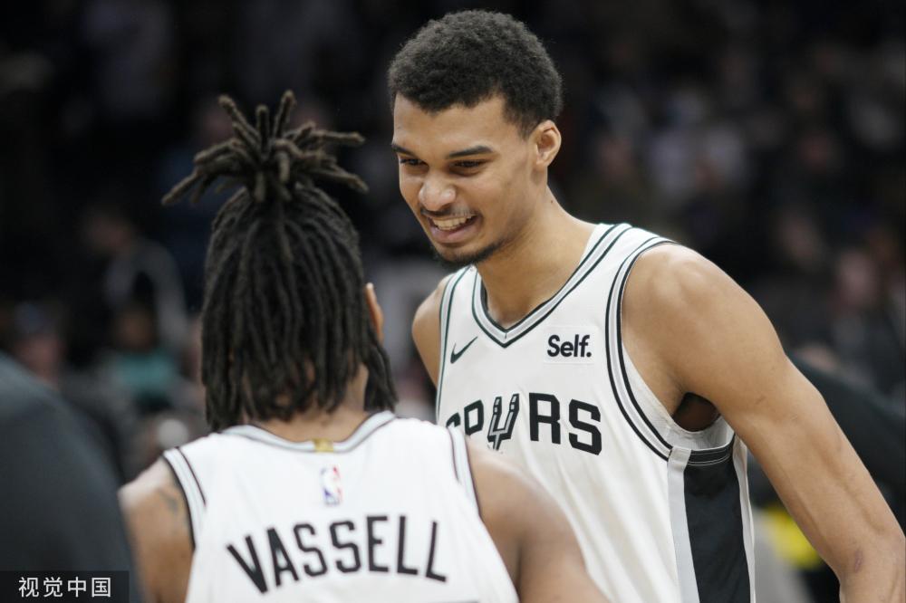 略不仅让球 略不仅让球