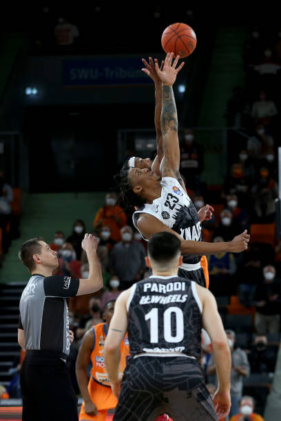 练团队对波 练团队对波